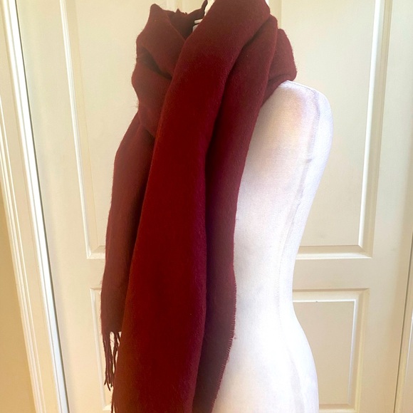 Burgundy Red Oversized Scarf ❤️❤️❤️ - Picture 2 of 10